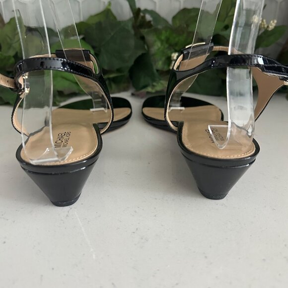 Michael Kors Black Patent Leather Thong Sandals Size 10M - Picture 7 of 8